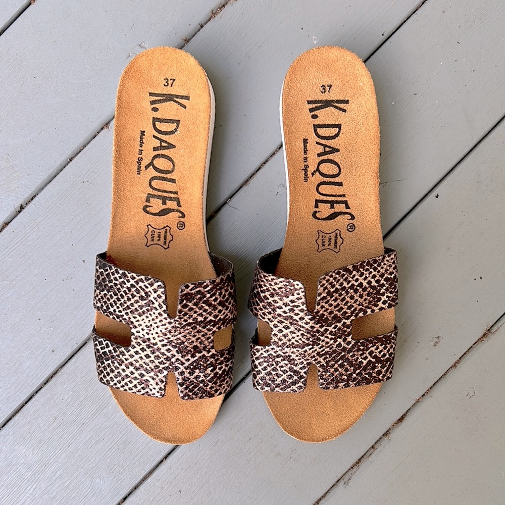 K. Daques sandals